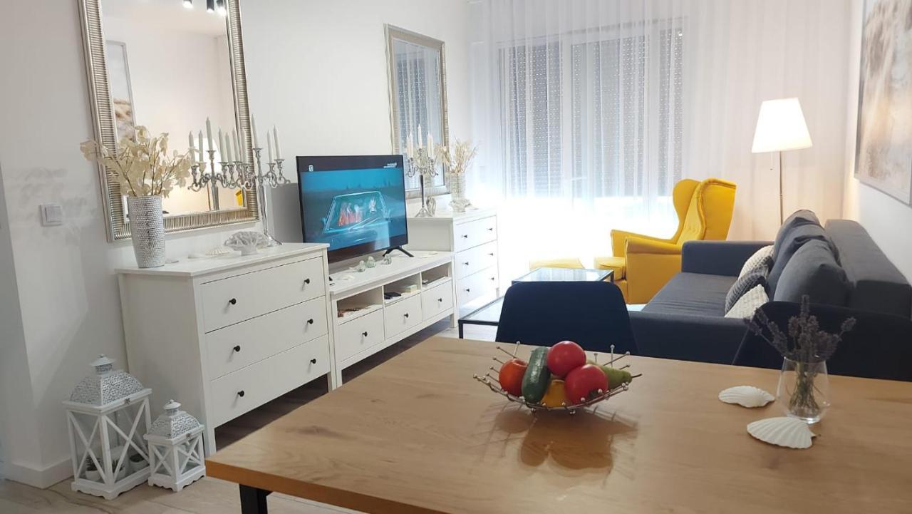 Апартаменты Apartament Mare , Rewal Ulica Szczecinska 21 Apartament Nr 3 Экстерьер фото